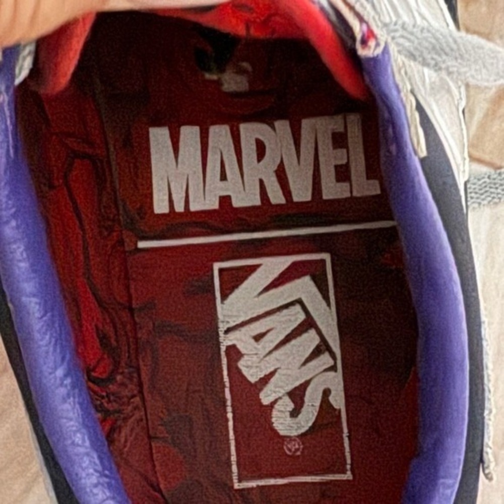 Vans Old Skool Marvel Captain America Wings Skate‎ Shoes Men - Picture 10 of 11